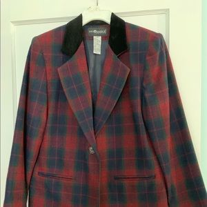 Sag Harbor Petite Women’s Plaid Blazer